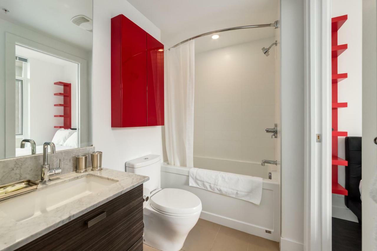 The Drake By Corporate Stays Apartment